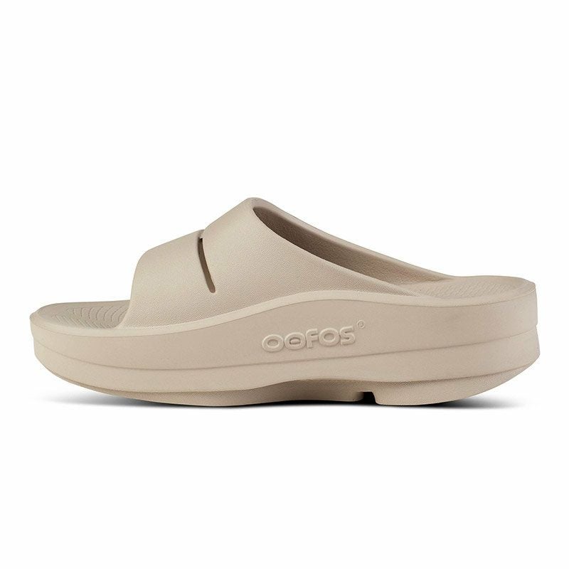 ウーフォス OOFOS ウーメガ ウーアー OOmega OOahh【正規取扱