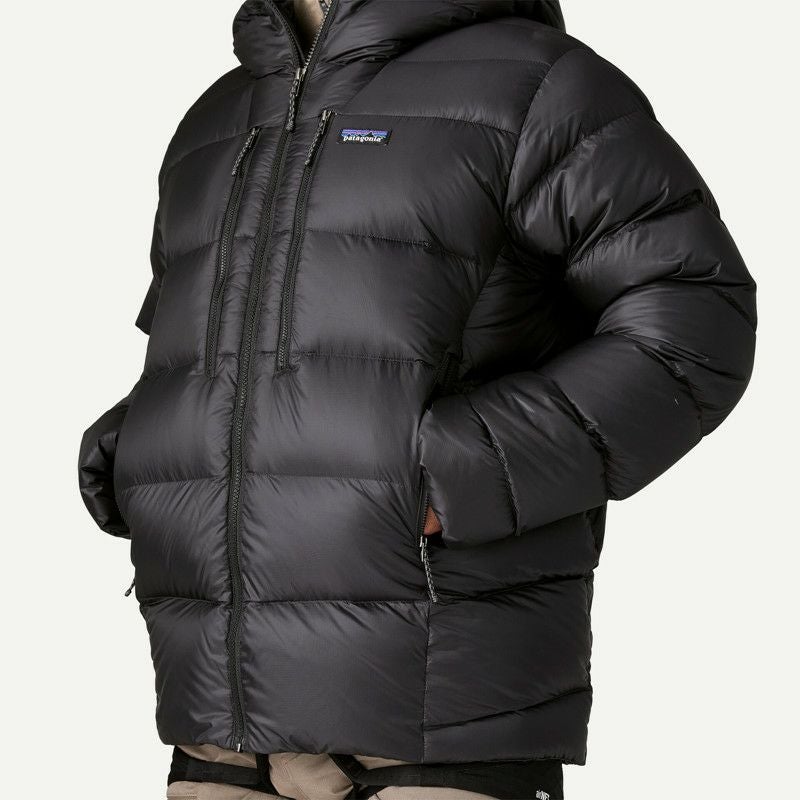 patagonia パタゴニア フィッツロイダウンフーディ メンズ　Sサイズ パタゴニア メンズ・フィッツロイ・ダウン・フーディ (カラー Redtail