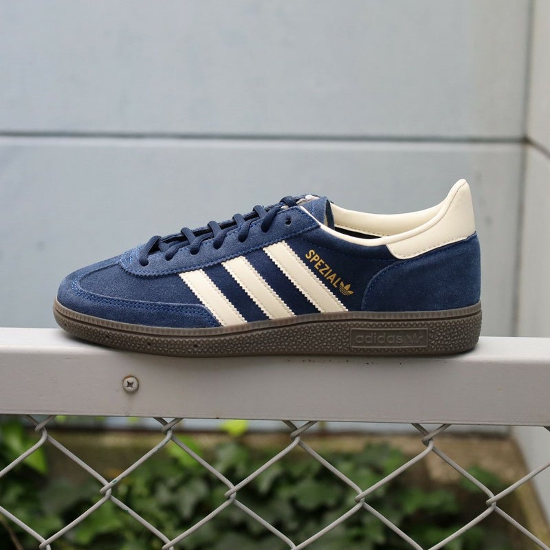 Ya2/アディダスADIDAS/スニーカー/ハンドボールスペツィアルシューズ/IF7087/レディースメンズ【正規取扱】
