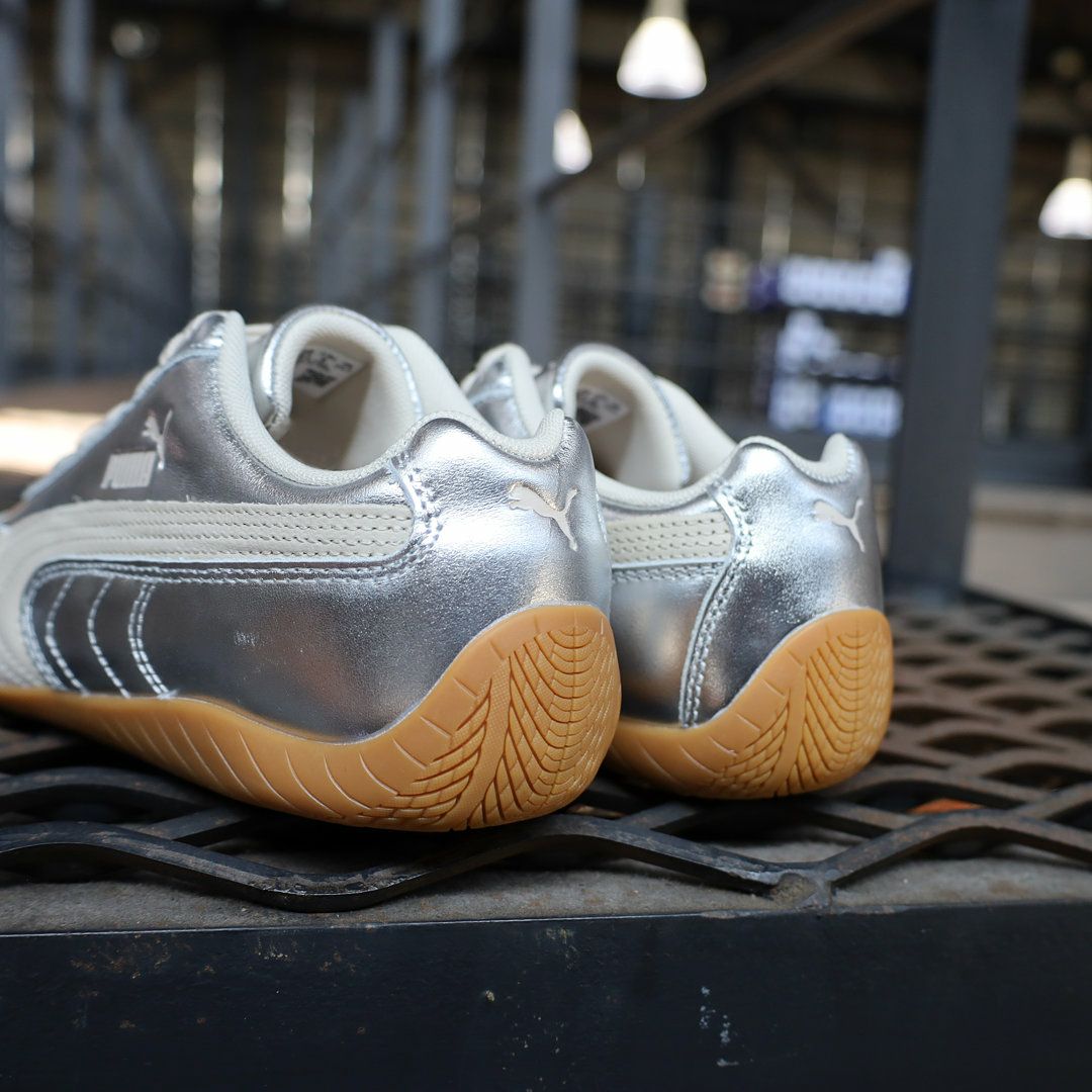 PUMA シルバー フラットシューズ プーマ PUMA/スピードキャット シルバー スニーカー 406881/スニーカー