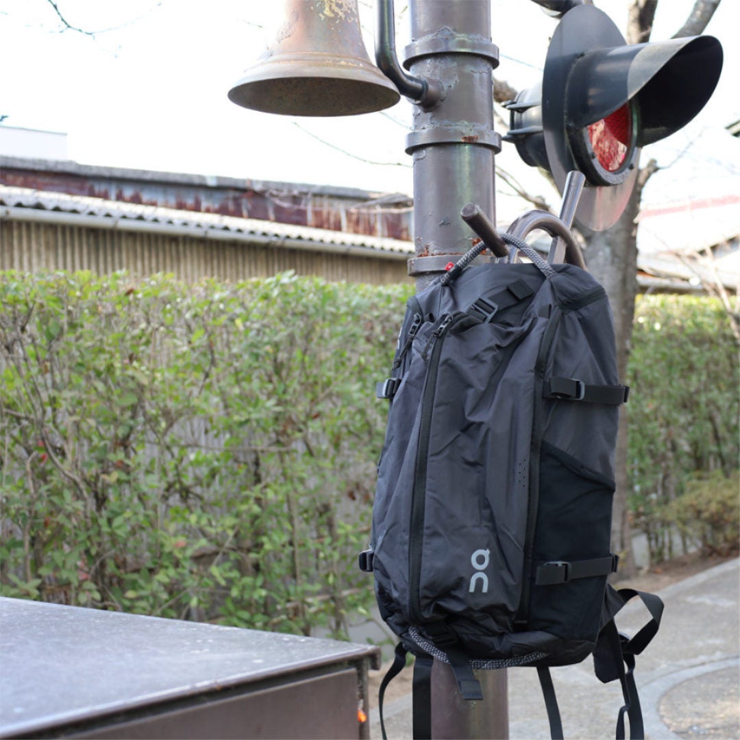 On Speed Pack 30L Liteバックパック ブラック Speed Pack 30L | ブラック | On 日本